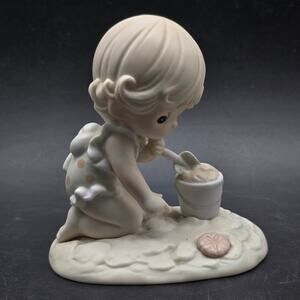 Precious Moments Beach Girl Figurine 1993 His Little Treasure